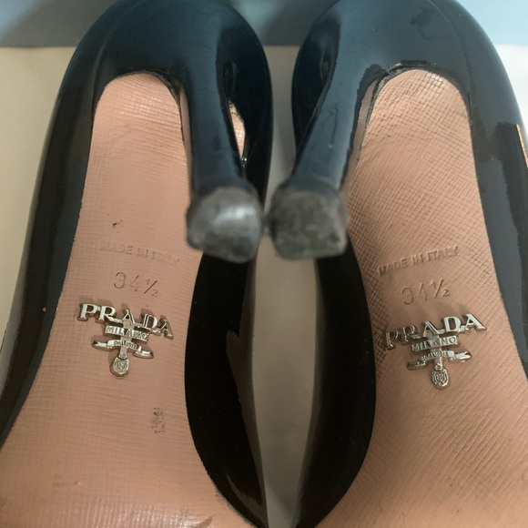 Prada patent leather black pumps size 4.5 - Picture 7 of 7
